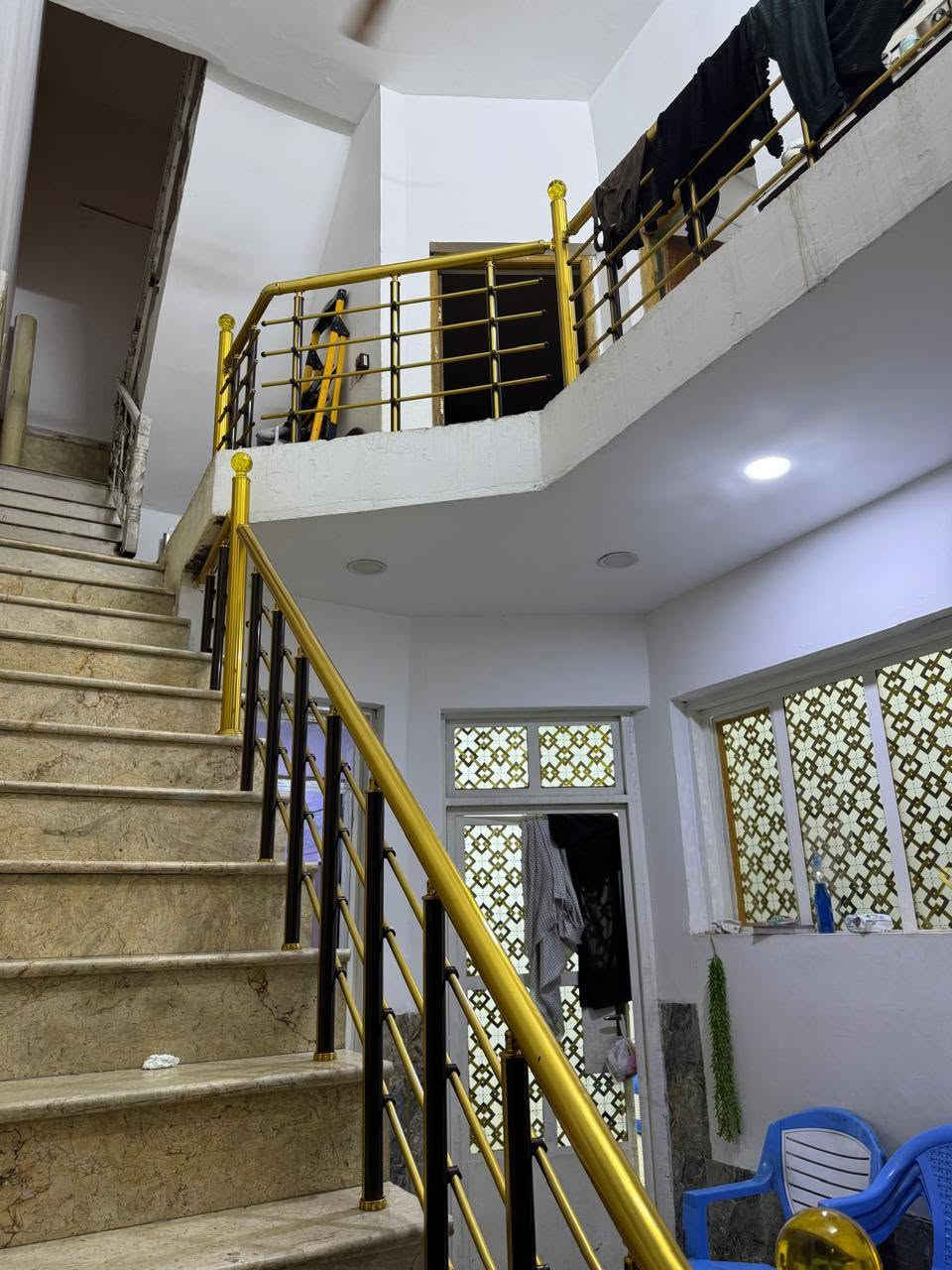 مدينة الصدر قطاع ٣٢ • نص قطعة • بناء حديث