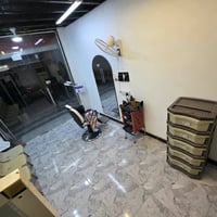 محل حلاقة • جاهز من كلشي • نهاية الثورة باتجاه المنصورية