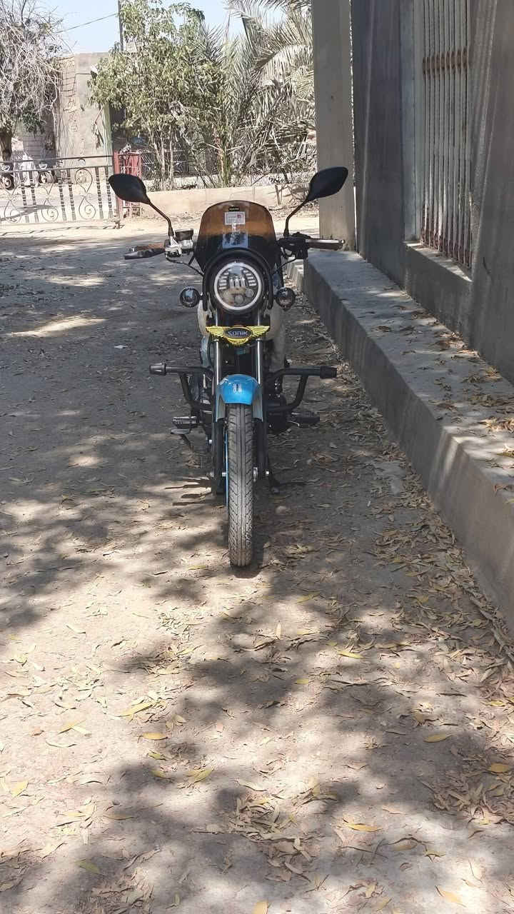 السعر $مليون و200وبيهه مجال اليجي بي خير ويتدلل
سلامن عليكم من رخصت الجميع وتحياتي الكم دراجه سونك موديل 2027صارلهه يومين طالعه من الوكيل عله وضع الشركه  اوراق سكنر اصوليات مال وكيل كامله دراجه وضع شركه تنبيه صارلهه يومين مستعجل عله بيعتهه لءن حتاجيت دراجه مكانهه نجف قضاء المشخاب فيس مامتوفر هاذ واتساب اوبس ترمشلي اتصل عليك👈🏻 ***********
