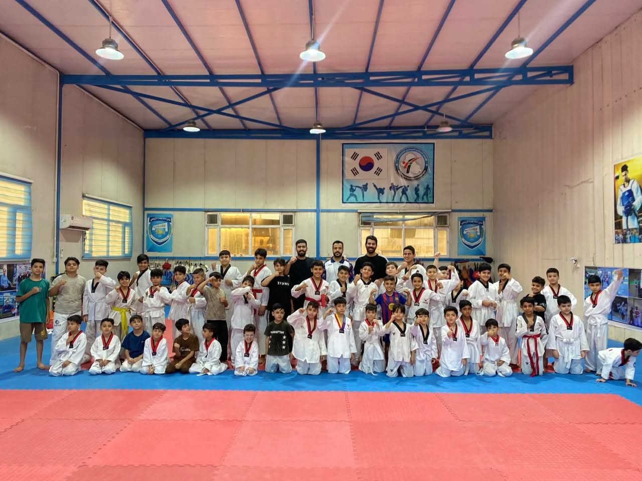 إلى أهالي شارع فلسطين والمناطق المجاوره مستمرين في تسجيل ابنائكم في مدرسة أمانه بغداد للتايكواندوا أهلا وسهلا بجميع الأعمار المقبولة من 4سنوات إلى 18 سنه أيام التمرين سبت والإثنين والأربعاء الساعه بل5ونص 📍المكان شارع فلسطين شارع الخيمه نادي أمانه بغداد الرياضي رقم الهاتف *********** كابتن جاسم قاسم
