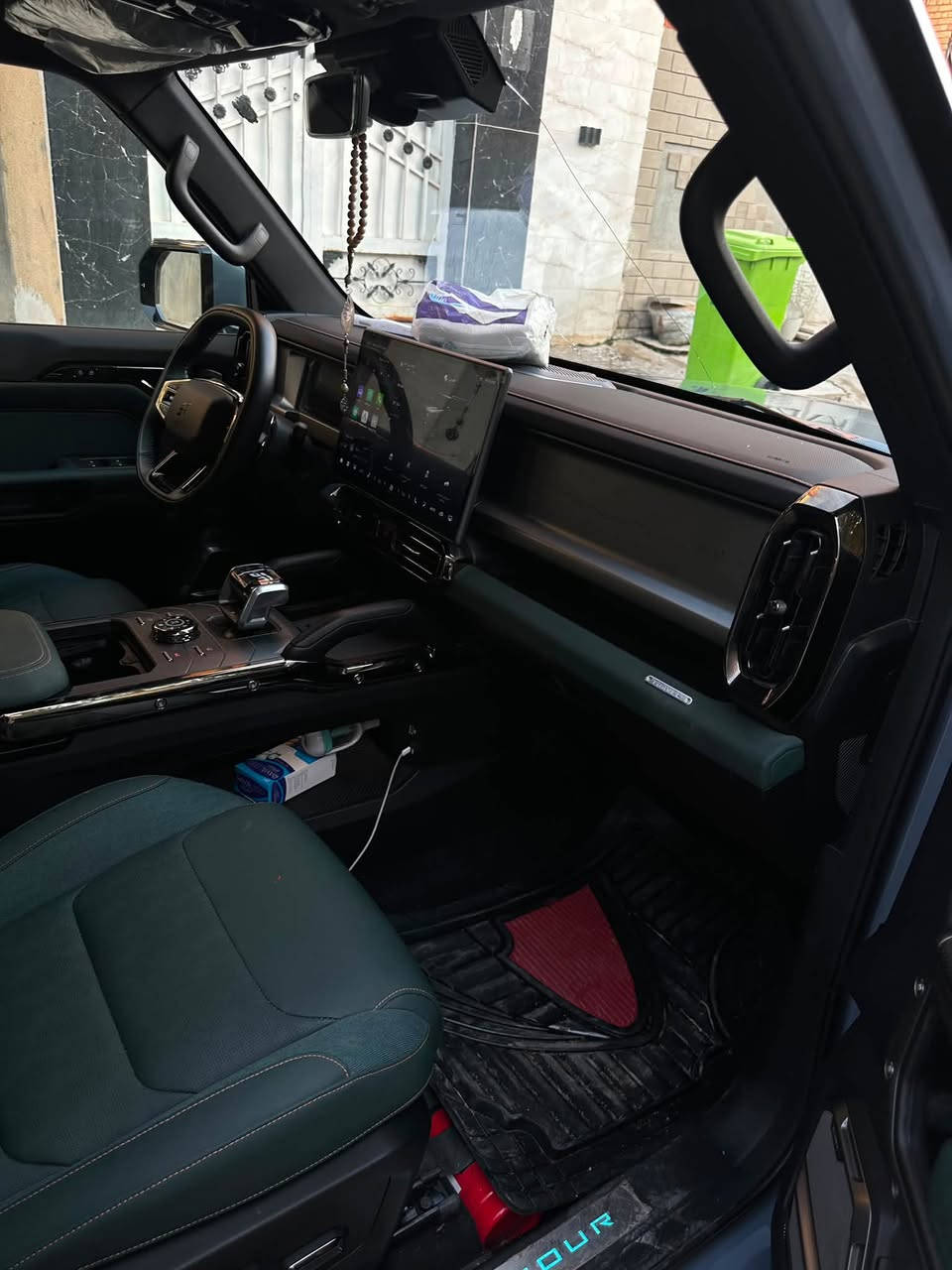 🚘 للبيع جيتور T2 PLUS LUXURY 🔥

بيها ملاحضه وحده فقط طعجة خفيفه مثل ما موضح بالصورة اي شي ثاني مكفول وجاهزة للفحص 

✨ المواصفات:
• Jetour T2 Plus Luxury
• محرك 2.0 Turbo
• قوة 254 حصان
• عزم 390 نيوتن
• دفع رباعي 4WD
• قير 7 سرعات DCT
• جنوط 20 إنچ
• شاشة كبيرة 15.6 إنچ
• كاميرات 540°
• فتحة سقف بانوراما
• مقاعد جلد
• أنظمة أمان ومساعدة قيادة متطورة
• مواصفات Luxury Plus كاملة

🛡️ ضمان شركة هارلم

✅ استخدام شخصي
✅ السيارة نظيفة جداً
✅ الفحص متاح

📍 الموقع: بغداد - الامين الثانية
📞 للتواصل:*********** 

رجاءا اذا مو شاري لا تتصل
