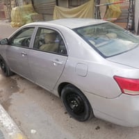 بي واي دي سلفري • رقم بغداد • كامرة دوارة