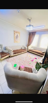 تخم تركي 8 مقاعد للبيع السعر 650 بي مجال مكاني الامين الثانيه 07715101...