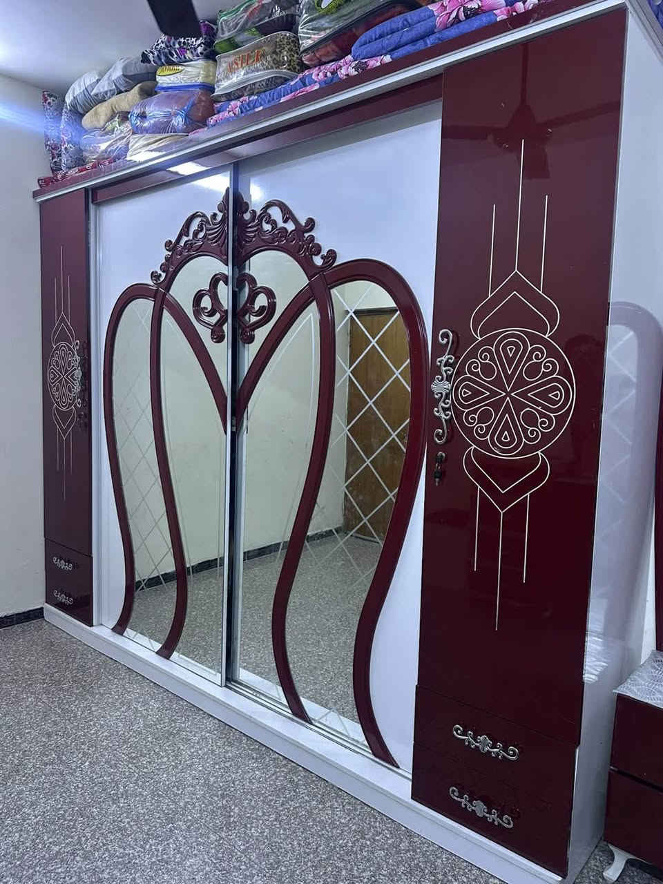 سلام عليكم غرفة 90من 100 نضافة  لبيع مكانهة بغداد هاذةرقمي ***********
