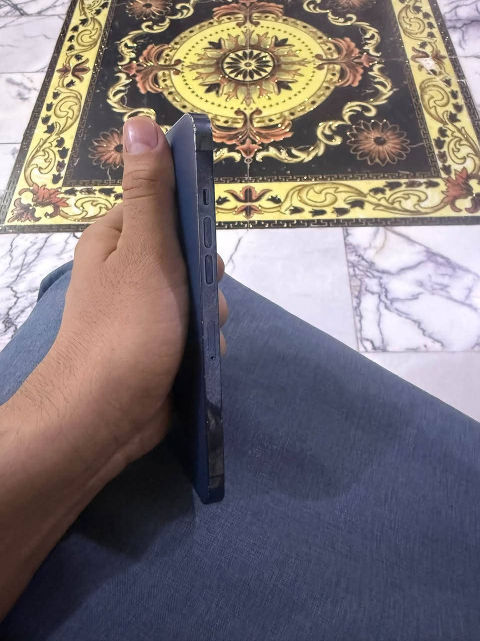 12 برو ماكس شرق اوسط ماستر AA/A كامل ملحقات / الضرر فطر بسيط بالظهر وخدوش بالشاشة بطارية 79

المكان بابل القاسم بالقرب من مستشفى القاسم
***********

نص مكتوب في الصور:
- ١٠:٥٣
- رجوع
- حول
- الاسم
- < iPhone
- إصدار iOS
- < 18.7.8
- اسم الطراز
- iPhone 12 Pro Max
- رقم الطراز
- MGDF3AA/A
- الرقم التسلسلي
- F2MF53CL0D56
- القطع وسجل تاريخ الخدمة
- الأغاني
- الفيديوهات
- الصور
- السعة
- ٢٥٦ غ.ب.
- متوفرة
- ٢٤٢,٢٢ غ.ب.
- Wi-Fi عنوان
- 5C:70:17:BD:21:B5
- Bluetooth
- 5C:70:17:BB:78:FE
- البرنامج الثابت للمودم
- 5.70.03
- SEID