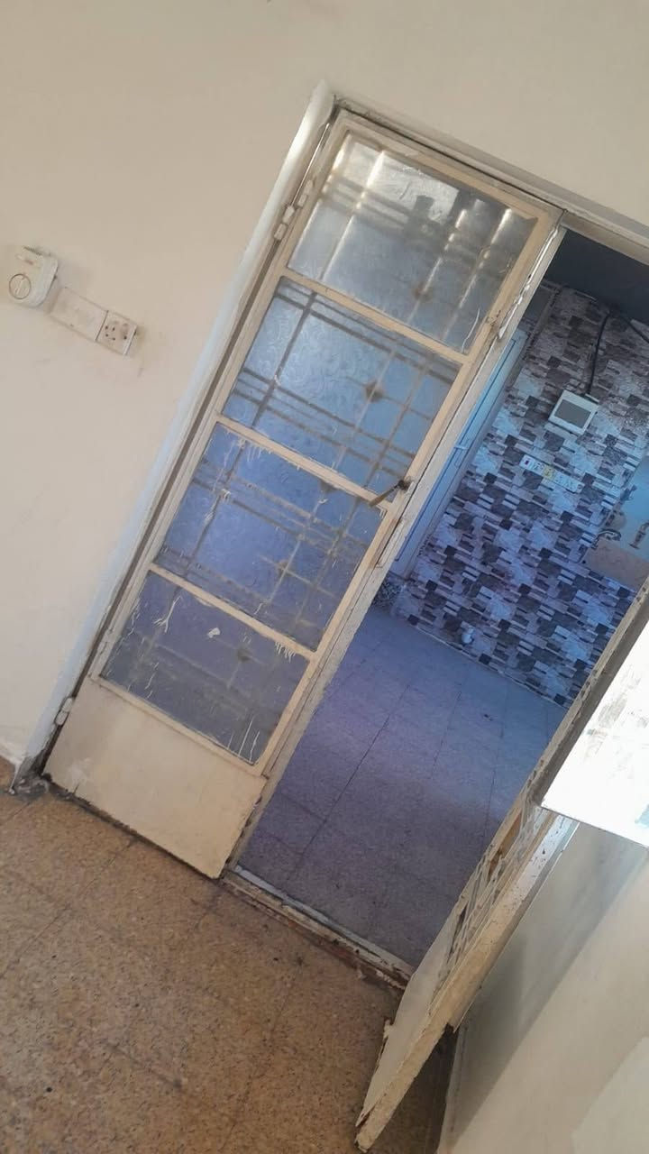 السلام عليكم ورحمة الله وبركاته مشتمل في الدولعي كامل مكمل صاله وغرفه وخدمات وطرمه الاستفسار عل الرقم *********** بي واتساب محله ٤٣٦ الإيجار
