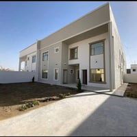 مجمع الأميرات ٢ • ٣٠٠م • دار
