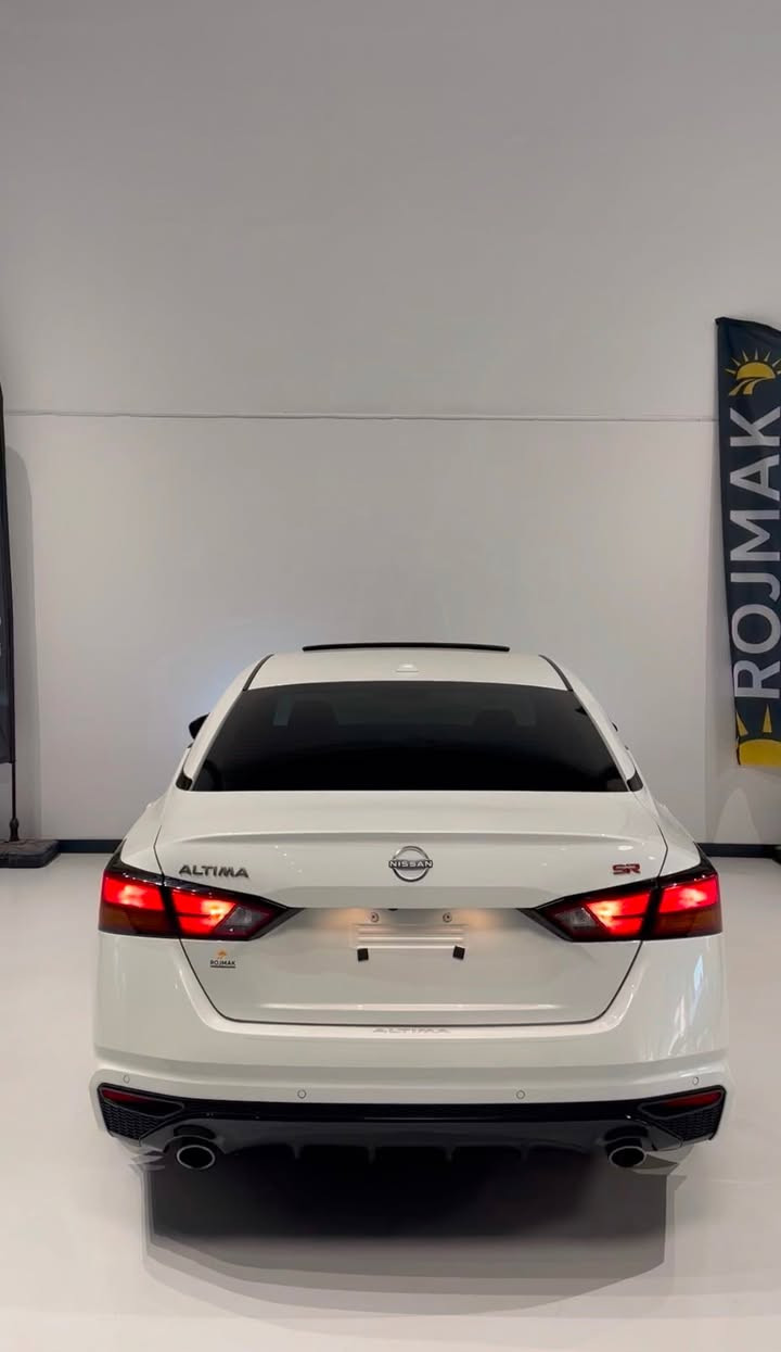 nissan Altima 2024 SR plus
تەنها بۆنیتی بۆیاخە بێ ناو گرتن — ٣٠ هەزار مایل ڕۆشتووە 
ئێرباگی تەقیوەو سستم کراوەتەوە — بێ دەبڵ ئەکسلە❌
زۆر زۆر تازە و جوانە - سارد و شوخت و تەعدیلی نیە 
ڕەقەم کاتییە ٣ مانگی لەگەڵە - شوێن سلێمانی 

1N4BL4CV8RN347936

***********
***********

نیسان التیما مودیل ٢٠٢٤ مواصفات اس ار بلاس 
بس بونیت صبوغ بدون دواخل — سیت رادتر بلادیە
ماشیە ٣٠ الف میل — ارباکات طاک یرجع سستم بلادی
بدون شوخط بدون تعدیل بدون رسعە —- بدون فور ویل❌
سیارە بدون رقم ( رقم کاتی فحص مؤقط) —- مکان سلیمانیە

1N4BL4CV8RN347936. 

***********
***********

