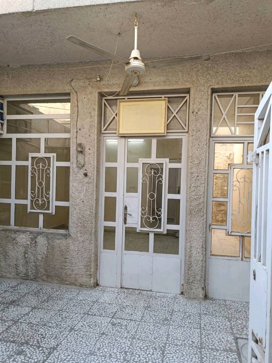 بيت زراعي • ١٠٠م • ٣ غرف