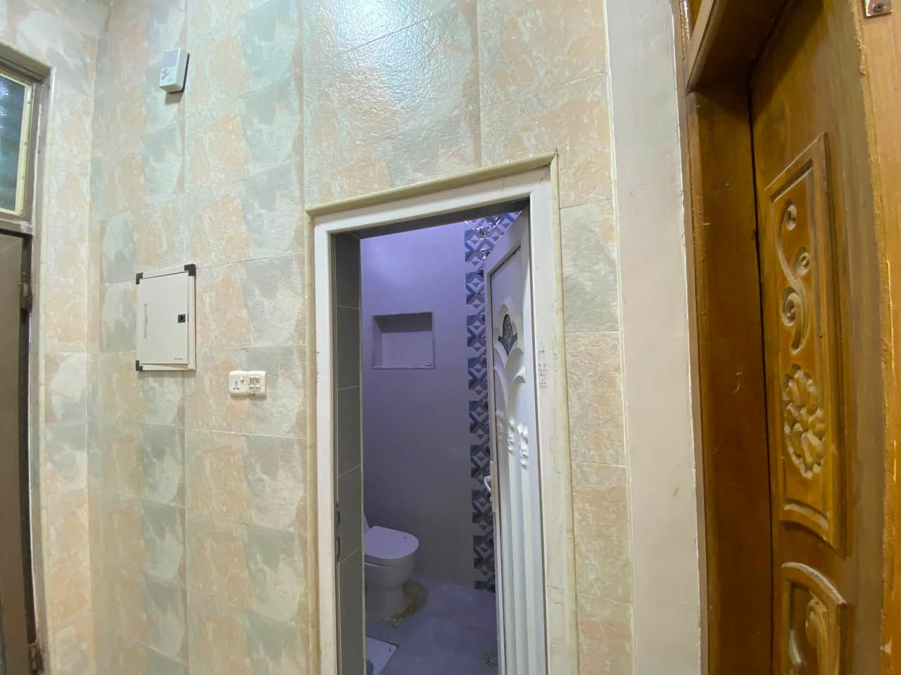 :

🏠 دار للبيع – فرصة مميزة
📍 الموقع: إسكان الصناعي، قرب مدرسة الحرية
📐 المساحة: 200 م²
🛣️ الشارع: 20 متر
🏡 الدار طابقين

🔹 الطابق الأول:
غرفتين نوم • صالة كبيرة • مطبخ • ديوان • حمامين

🔹 الطابق الثاني:
3 غرف نوم • مطبخ • حمام • غرفة ماستر (جناح)

💰 السعر: 260 مليون
🏦 يوجد صندوق إسكان 60 مليون

📞 للاستفسار:
***********
***********

📌 للمهتمين الجادين التواصل على الأرقام أعلا
