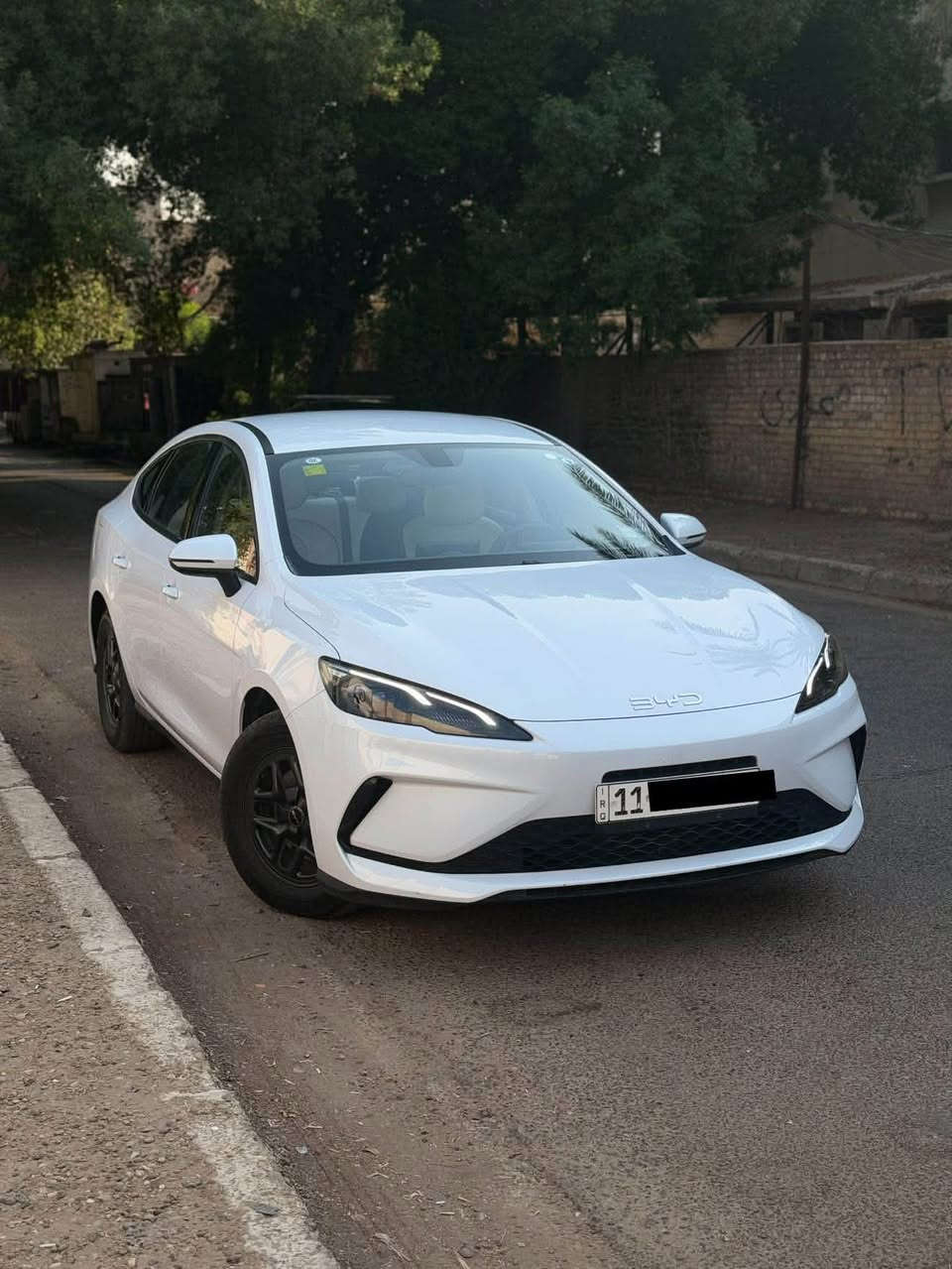 🚘 للبيع BYD Seal 5 موديل 2025 — نظافة عالية جداً
بي واي دي سيل فايف

سيارة BYD Seal 5 موديل 2025، بحالة ممتازة جداً ونظافة واضحة، ومناسبة للي يبحث عن سيارة شبه جديدة بدون تعب

🔹 الممشى: 27,000 كم فقط
🔹 رقم بغداد — بأسمي
🔹 السيارة مكفولة من الصبغ
🔹 الصبغ بحالة ممتازة
🔹 يوجد رصعة صغيرة جداً بالجاملغ الأيمن، متبين اصلاً
🔹 التايرات بحالة الوكالة
🔹 السيارة جداً نظيفة ومحافظ عليها
🔹 الشاحنه الأصليه موجود
🔹 السيارة جاهزة للفحص بأي مكان يختاره المشتري

💰 السعر: 20,800,000 دينار
📍 المكان: بغداد
📞 للتواصل: ***********

السيارة نظيفة على الطبيعة أكثر من الكلام، والفحص يثبت حالة السيارة.

للجادين فقط، والمعاينة والفحص خير دليل.
