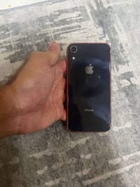 آيفون اكس ار • ٦٤ جيجا • فيس ايدي متوقف
