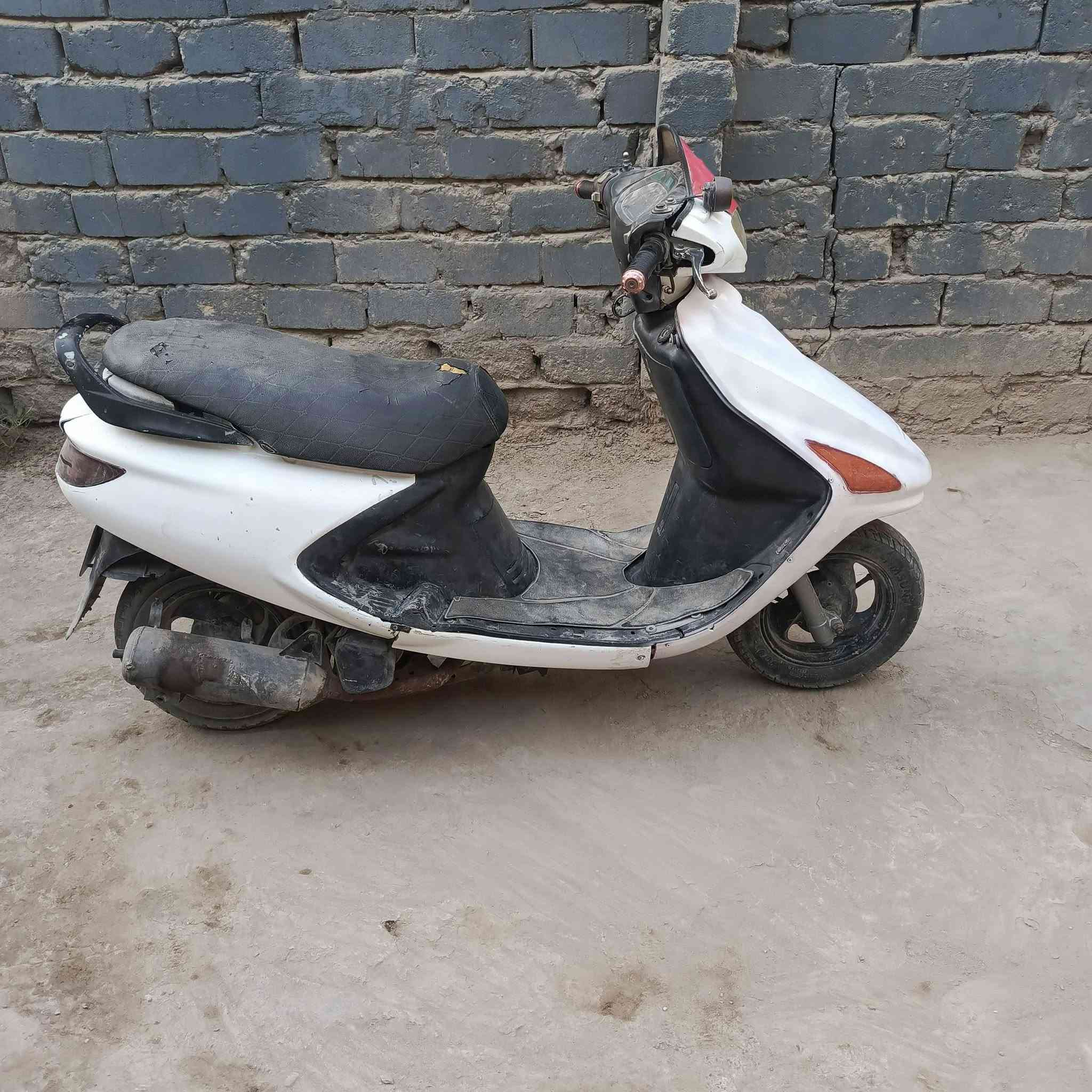 سلام عليكم فراشه البيع فحل كهربائيات شغاله هندر شغال ***********
