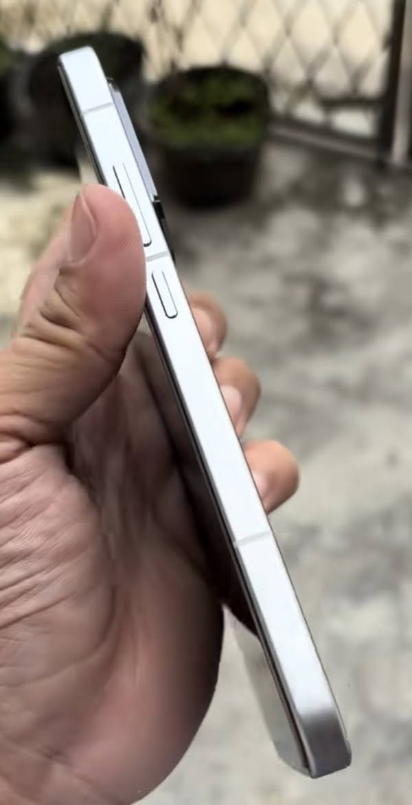 بوكو F7 برو • ٥١٢ • بطارية ٩٩٪