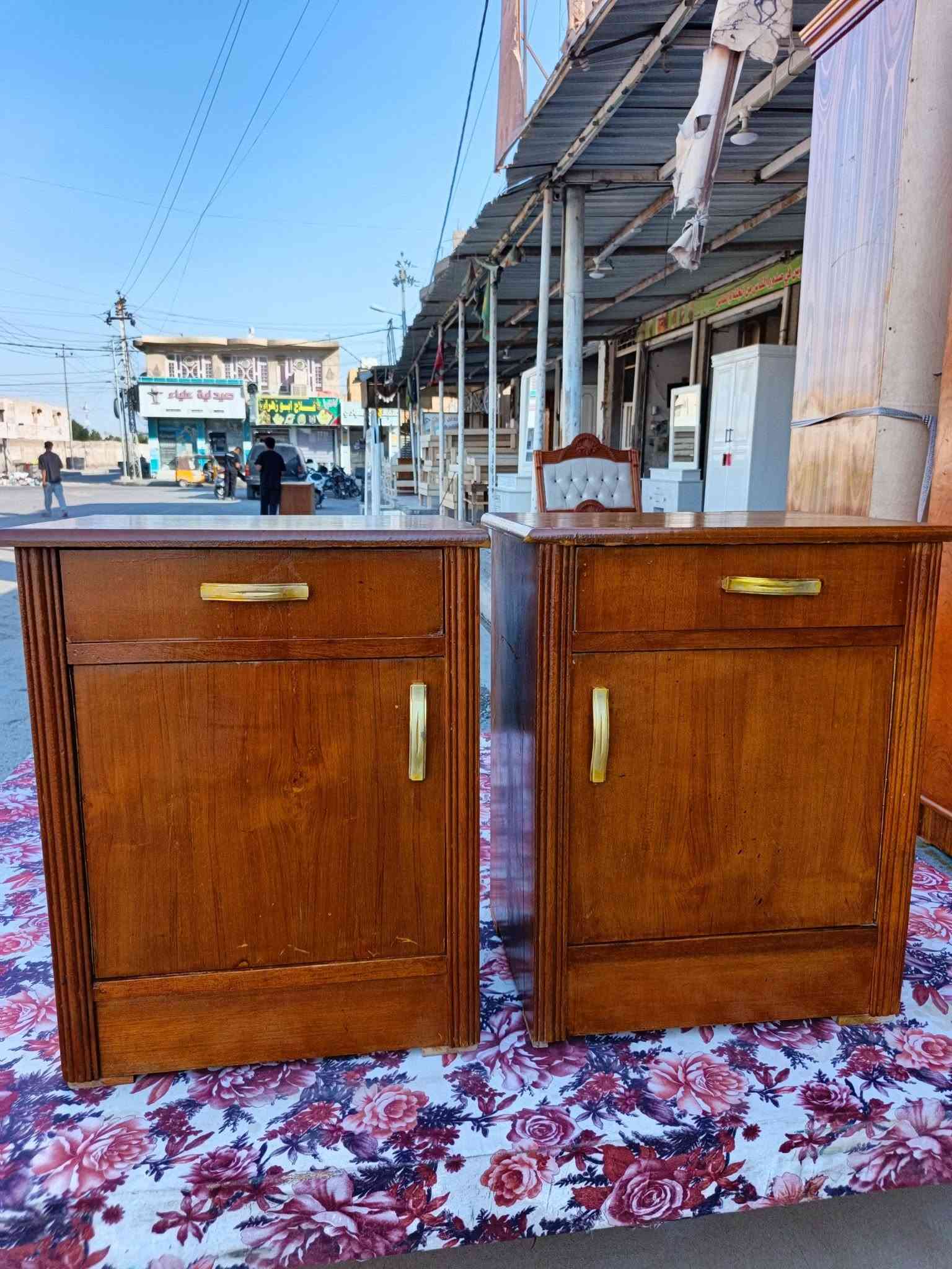 غرفة ٦باب ملحق داخل وخارج صاج ظهر چرچوبة نظافة مثل ما مبين بالصورة البيع مع خدمة الشد داخل الكوت( زويريجات شارع النجاجير)  للأتصال أو مراسلة الصفحة (***********)
