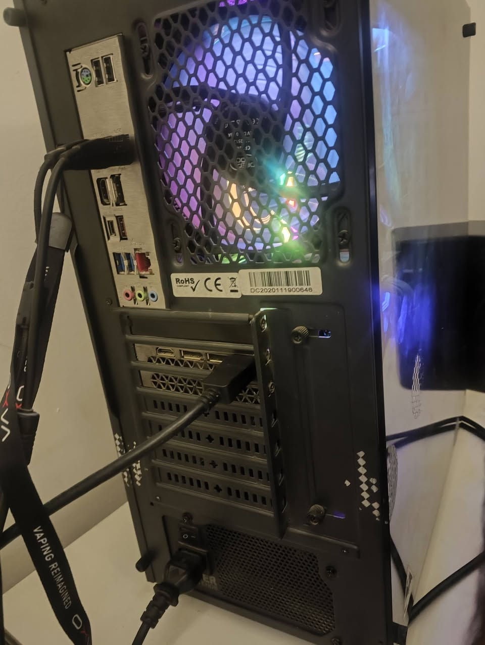 تجميعة pc العاب للبيع
Intel i7-12700 
ALSEYE M240 Plus Liquid Cooler 
gigabyte z690 ud ddr4 
16gb ddr4 
rtx 3080 zotac gaming 
samsung m.2 980 pro 2tb 
ssd 2tb 
Hdd 1tb 
fsp hydro pro 800w bronze

السعر مليون و 750
مكاني بغداد
***********
