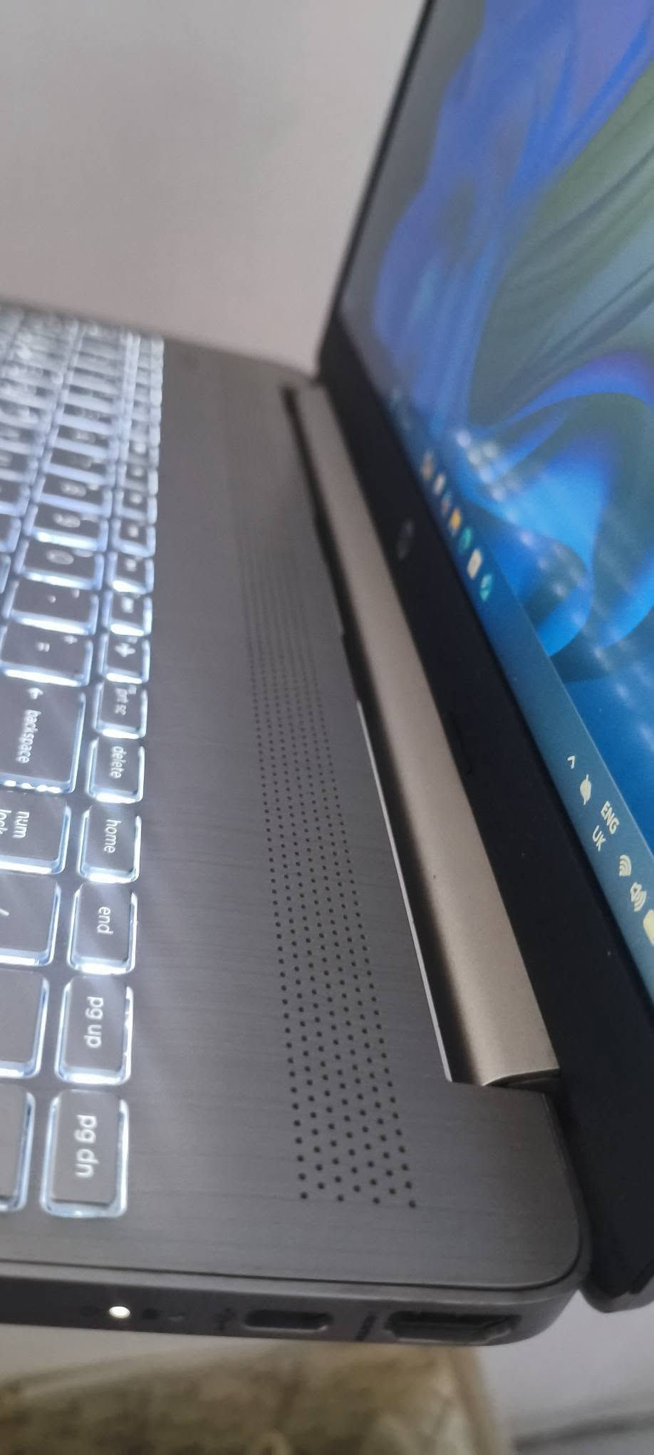 HP 15s • Ryzen 7 4700U • رام 32GB