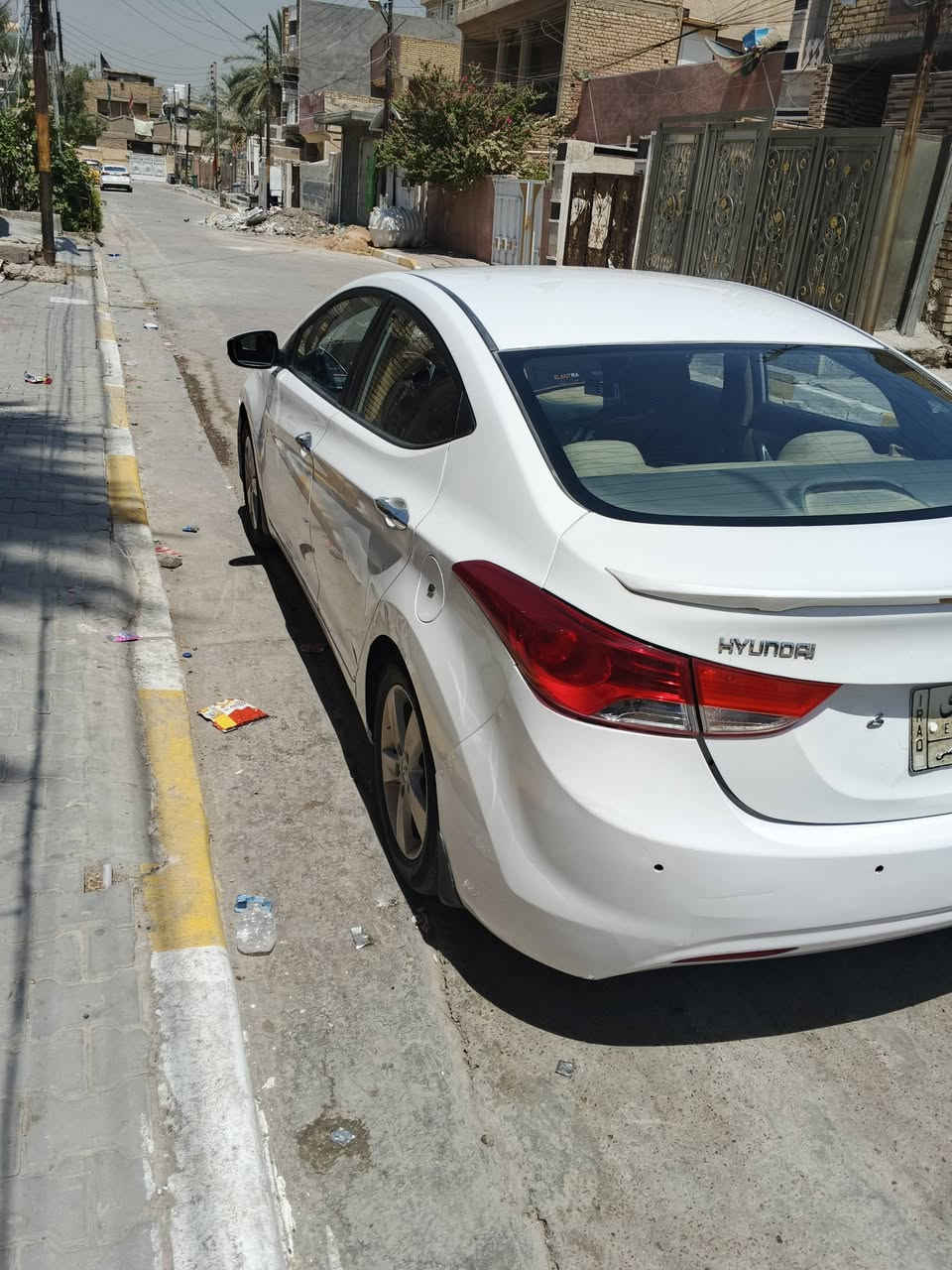 النترا موديل 13خليجي بيها ضربه بالصندوك بس يعني الجاملاغات الخلفيه مكفولات بس مكان السبير وشارحلكم بالمقطع مواصفاتها تحكم ستيرن اشاير بالمري يعني نص فول بسمي رايدها 100ورقه هاذا رقمي ***********
