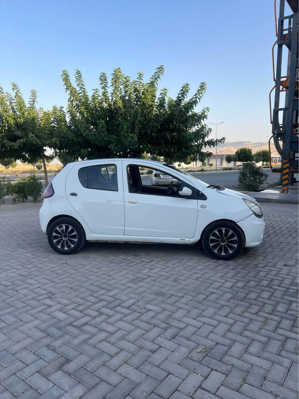 بةناوي خواي كةورة
جيلي باندا موديلي ٢٠١٣
سةنةوي اوةليات هةموي بةشةرت
توماتيك كيرومةكينة كرولا
شتيكي جايز مالي دوست ومةندوبة
نرخي ٢٥ كةلا مةجاليكي زور كةم شوين سليماني
***********
*********** السليمانية, العراق
