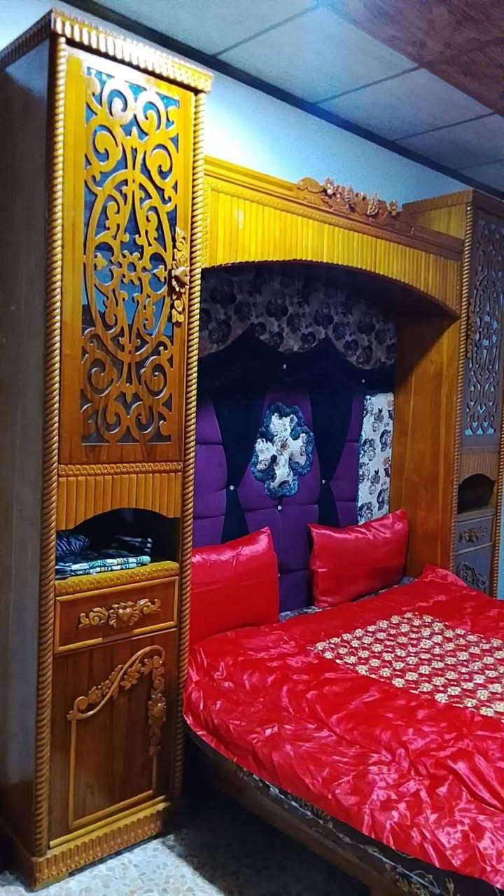 السلام عليكم ورحمه الله وبركاته للبيع نضيف كلش ومرتب وحلو برج مو ملحق وثكيل السعر خاص او الاتصال على الرقم *********** العنوان الموصل جانب الايسر
