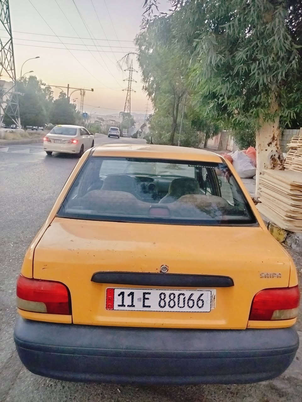 اسلام عليكم للبيع سايبا موديل 2013 رقم دولي مشروع وطني مصفره هيئه وغرامات بطاقه بنزين كير ومحرك بشرط صدر ودرايم شفت ودسكات وبوربرن كله جديد مبدل ماببه اي ضرر فقط طخه يم البك لايت وبيه تصفيات بسيطه منضومه تبريد كامله نقص بس غاز شرط التحويل والوكاله داخله جديد دوشمه نضيفه ارضيه ع شركه سعره 24 وبيه مجال ربع ماتصرف عليه مكان السياره كركوك حي النداء رقم صاحب السياره بي واتساب ***********
