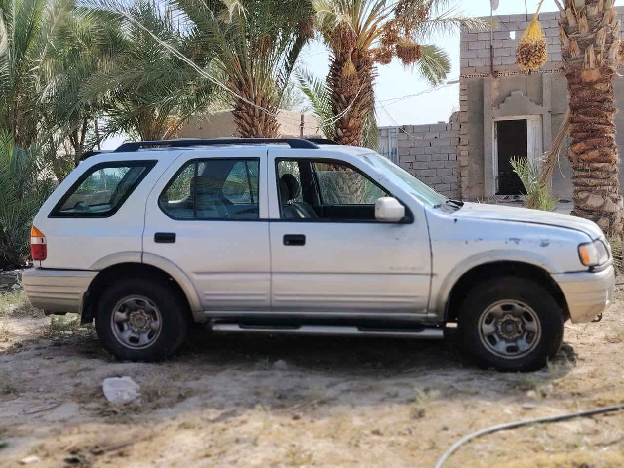 سلام عليكم
سياره ازوزه موديل 2001
كيرهه كايم
اصوليه رقم اربيل
بسمي

ملاحظه كيرهه كايم
تخدم تاير
حداديه
سعر 35  بيهه مجال 
مكاني ذي قار الغراف
رقم الهاتف ***********
