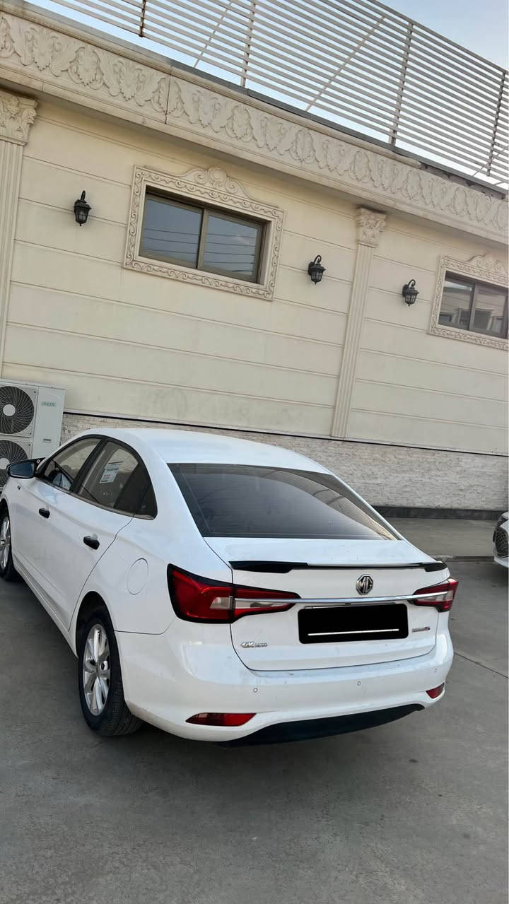 MG5 مودیل2024 سیاره زه مانا شه ریکی دگه له 5 سالا   سیاره بی ده عمو. سبخه  مواصفات کونفورده شاشه مه زنه به صمه یه  33km يا چوی  سیاره لیکدایه   حه می تشت بشه رتن     سعرا105$  جهیل زاخو. رقم تلفون/:*********** زاخو, دهوك
