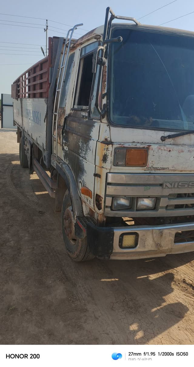 السلام عليكم هينو نيسان 92 مكينه 16سوبر رقم ديالى ***********
