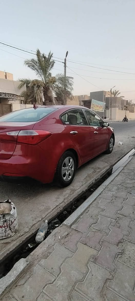 السلام عليكم كيا فورتي موديل ١٦ رقم ذي رقم ألماني جديد سنوية لحد ٢٨ الضرر فقط باب السائق سرقة بأسمى السعر ١١٠  مركز المدينة السماوةللاستفسار الاتصال على الرقم ***********
