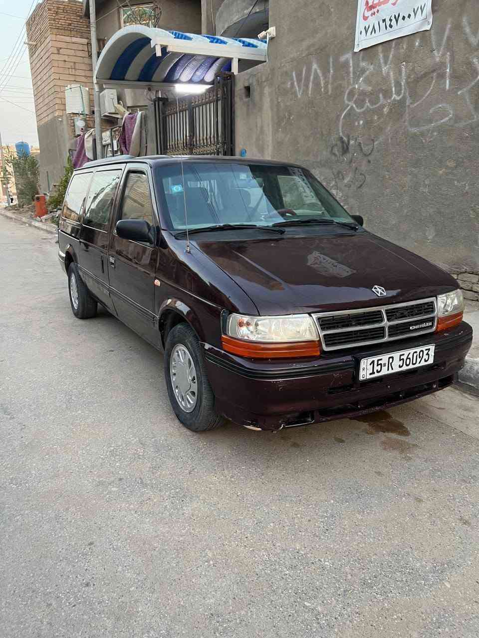 من رخصة مسؤول الكروب 
سياره للبيع دوج كلايسلر 7 راكب سياحي محرك 6 سلندر 3300 كير اوتوماتيك رقم انبار السنويه تنتهي 2029 رقم انكليزي صدر جديد تخم تايرات جديد ارضيه مغلفه جلد كهربائيه شغاله من الدعاميه لدعاميه....الخ
السعر 38 علماً المحرك بي ضعف
للاستفسار ***********
