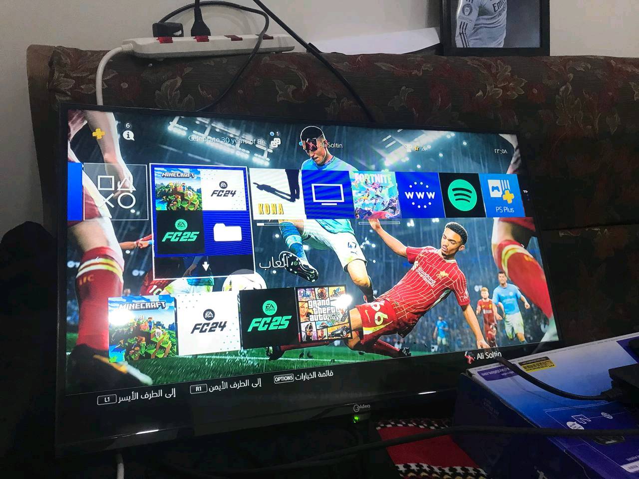 السلام عليكم بلي 4 سلم اون لاين لوك ستيكر تحديث 13:50 وياه قرصينfc24 و gta 5 وبي 35 لعبه او اكثر داخل الجهاز عنواني بغداد الزعفرانيه *********** واتساب