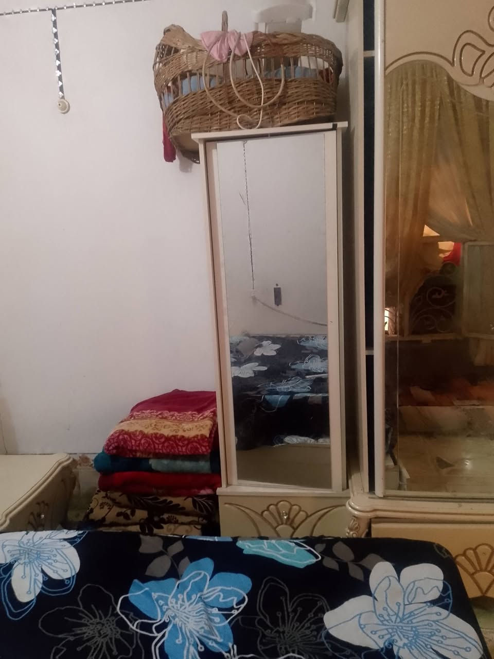 قيم بليرضي الله وخذ غرفه ايطاليه للبيع مكاني مشخاب ‏‪***********‬‏
