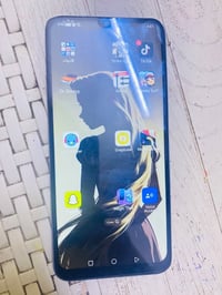 هونرx6ذاكره 128 السعر 120وبي مجال واتساب 07745761944