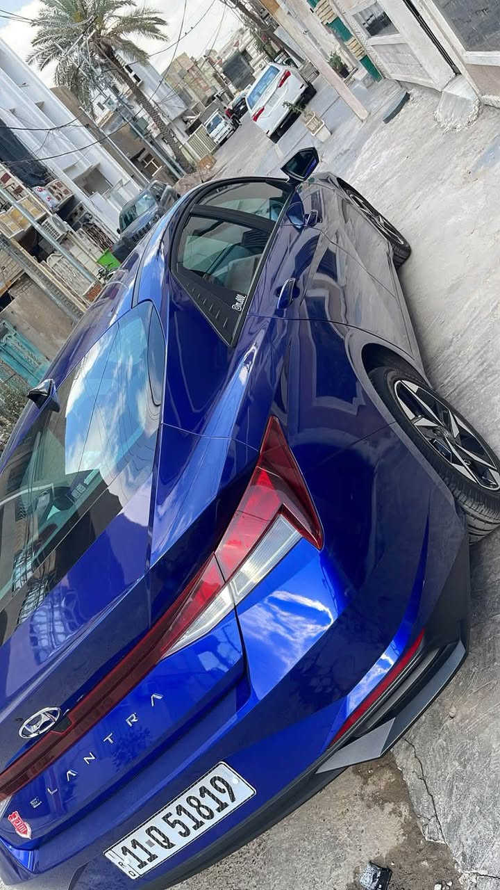السلام عليكم النترا 2023 امريكي
المواصفات 

شاشه دجتل متصله

رادار امامي 

رادار جانبي

توقف ذاتي

بصمه+تشغيل عن بعد

3قيادات 

سايد بريك بصمه 

ماشيه46 كيلو مو ميل 

وباقي المواصفات معروفه

حادث كما موضح بلصوره جاملغ+ربع دعاميه بدون ايرباك بدون دواخل لا لغد ولا شواصي

السياره مناقصها برغي

سياره جديده 

السعر 153 وبيها مجال السياره ب اسمي

متواجد فقط ماسنجر

نص مكتوب في الصور:
- مركز سليمانيه SULAYMANIYAH صبغ تبديل بارد خدوش فحص ملاحظه: نخلي كامل مسؤوليتنا بعد الفحص وتسليم التقرير الى الزبون السليمانيه نوع السياره النترا الاسم هونداي موديل السياره 2023 التاريخ 2024/10/18 الجانب الايسر: يوجد بارد + سمكرة وتعمير في الجاملغ الامامي لا ملح مفتوح الجانب الايمن: جانب الامامي: يوجد بارد + ضرر في قاعدة الجاملغ الايسر + تبديل الدعامية الجانب العلوي: جانب الخلفي: بغداد - شارع معارض الحبيبيه محمد *********** مؤمل 7744110043