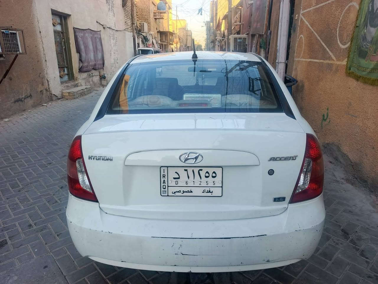 السلام عليكم اكسنت خليجي موديل 11 بيها بعض الملاحظات السعر ( 85 ) الاتصال ***********
