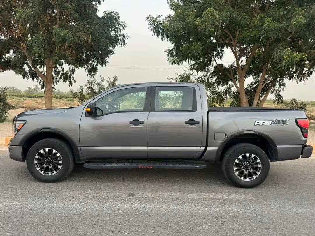 🚘✨ [نيسان تيتان 2021] ✨🚘
‼️‼️(صور الضرر ورقم الشاصي بالمنشور موجود

 

🔥مواصفات [PRO-4X] لون مميز

🔹 محرك: [V8 -5600]

🔹 بصمة +تشغيل عن بعد

🔹بانوراما

🔹دفع رباعي4X4

🔹4كاميرات محيطية

🔹حساسات محيطية

🔹 كشنات جلد+كهرباء +تدفئة وتبريد

🔹كشنات خلفية تدفئة وتبريد

🔹هيتر ستيرن 

🔹خزن ميموري 

🔹شاشة كبيرة تدعم كار بلي

🔹 رادار امامي +خلفي

🔹تحديد مسار

🔹مري شفط

🔹تحكمات ستيرن

🔹قطعتين تبريد

وباقي المواصفات المعروفة

📍 مكان السياره واسط الكوت 

📞 للحجز أو الاستفسار: [***********
