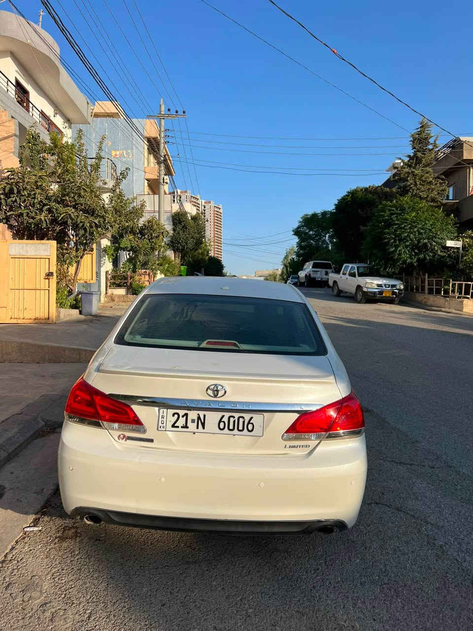 تۆیۆتا ئەڤەلۆن ٢٠١٢ لیمیتید فول مواسەت ١٤٣ هەزاری حەقیقی ڕۆشتوە دو پارچەی بۆیاخە بێ ناوگرتن سەیارەکە زۆر پاکە 
لە سلێمانیم 
*********** السليمانية, العراق
