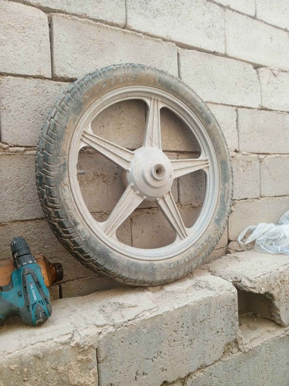 للبيع • غراض • اكسسوارات سيارات