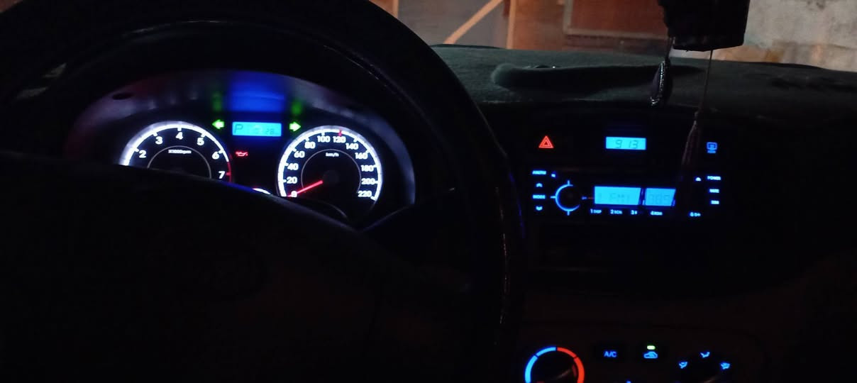 (ارجو عدم التعليقات السلبيه) سلام عليكم اكسنت موديل 2011مكفوله خليجي مال شركه عله ايد صاحبها تحويل 2 يوم سياره نضيفه ومال جناي ملاحضاتها موضحه بل صوره بيها شخط بل باب مال صدر دايس بس ما شايل من الصبغ السياره تجي شوفها بعينك وتقتنع تبريد تدفئه سياره نضيفه بمعنه الكلمه سياره من الداخل ومن بره مكفوله وصاحبها معتني بيها من ناحيه المشي والنضافه رقمها 15الانكليزي مكانها الانبار هيت ***********ادمن وافق❤️
