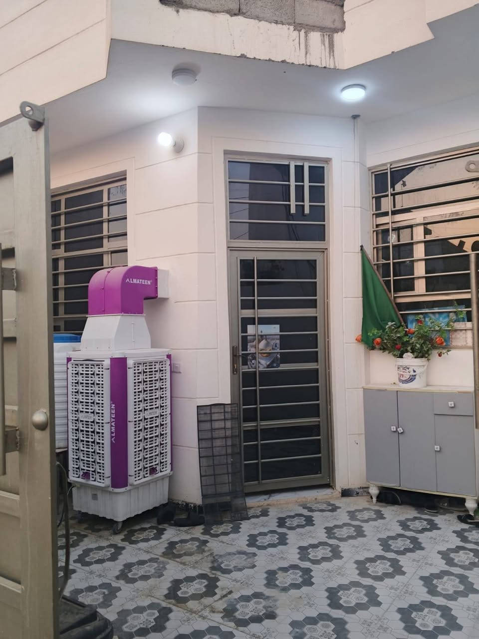 يالله🌹

تحية طيبة🌹

بيت🏠للبيع
مساحة 100 متر طابقين بناء جديد
الموقع نزلة شارع السكلة القبل شارع ام البنين

للاستفسار ☎️

***********
***********
او مراجعه مكتب رائد البنواوي للعقار 
حي الموضفين مقابل مدرسه نون والقلم الأهليه 

اهلا وسهلا🌺
