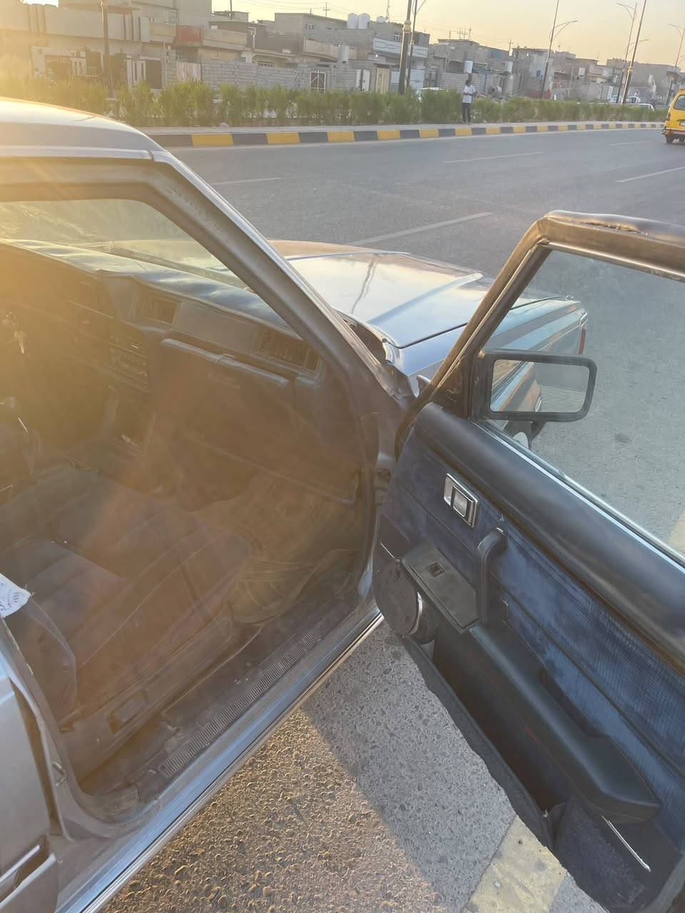 سيارة سوبر موديل 82 كير مكينة بلادي  باسمي رقم نينوى سيارة وضع شركة بيها صبغ عام للبيع السعر التواصل على الرقم ***********
***********
