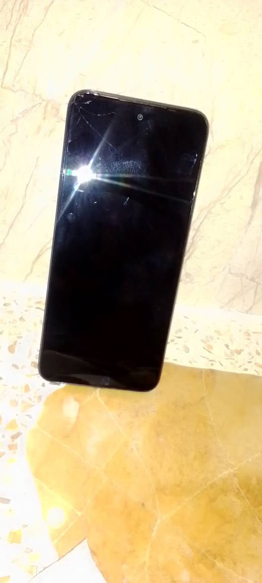انفينكس هوت ٣٠ بلاي • ٨+٨ رام • ٦٠٠٠mAh