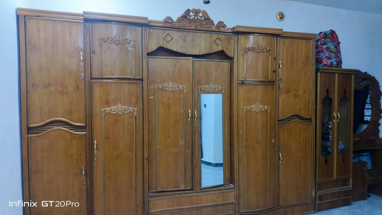 صاج يرادله ترتيب سعر 350وبي مجال قليه بغداد العبيدي ***********

نص مكتوب في الصور:
- Infinix GT20Pro
- Infinix GT 20Pro
- Infinix GT 20 Pro
