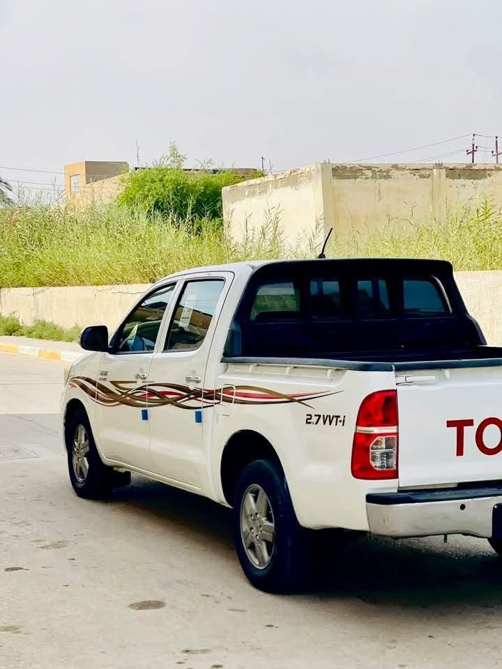 هايلوكس • ٢٠١٥ • رقم واسط