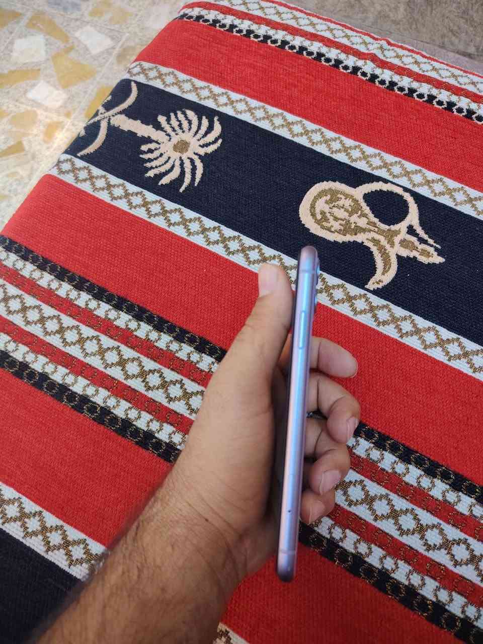 ايفون ١١ ١٢٨ • بطاريه ٧٠٪ • مدينه الصدر