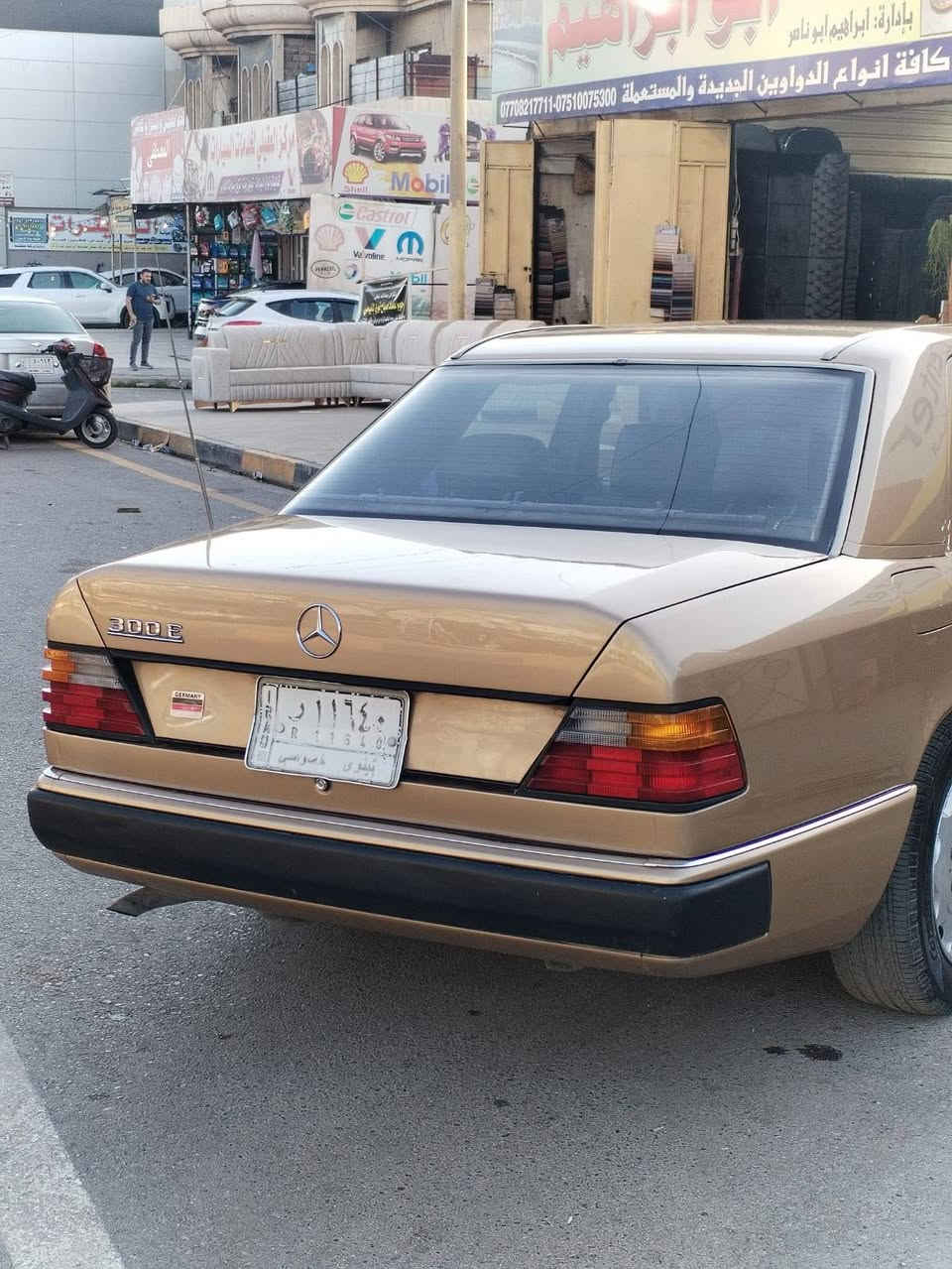 الموقع سامراء
سلام عليكم مكلف بل نشر مرسيدس دب موديل 91
كفالة..كير.....محرك بطة .....صدر امامي 
مصبوغة عام للجمالية ...السعر 65 ورقة وبيها مجال بسيط 
مواصفات ...فتحة سلايت ..كشنات كهرباء ...رقم السيارة نينوى..تحويل من صاحبها الشرعي  
رقم التواصل ... ***********
