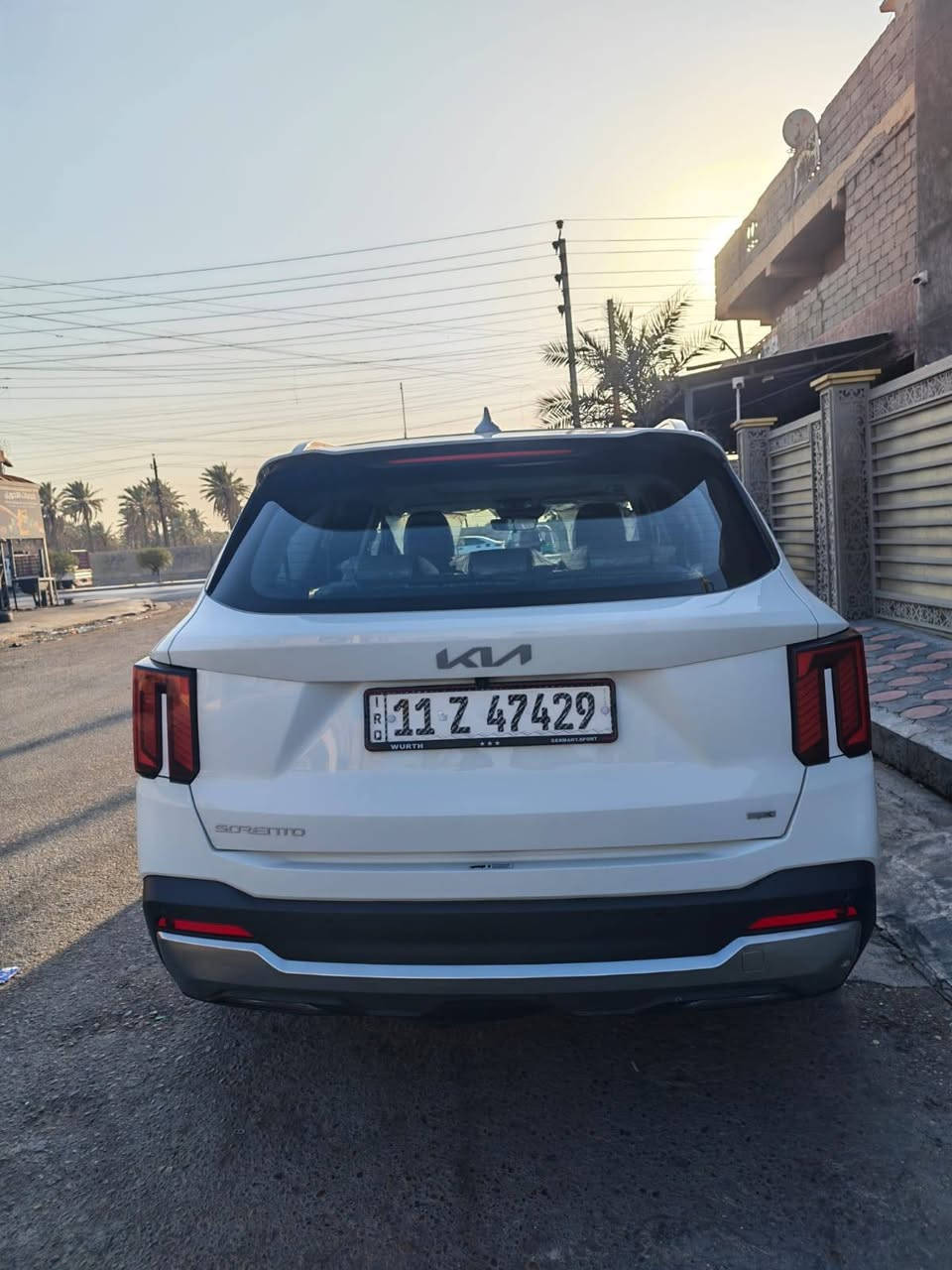 سلام عليكم
سورنتو 24  LX

فول مواصفات

سقف بنوراما

بصمه وبصمه احتياطيه

اربع كامرات

تبريد مقاعد

تشغيل عن بعد

اناره محيطيه

3 قطع تبريد

ابل كاربلاي.

سياره ماشيه21

مغلفه ppf

كفاله عامه

صندوق كهربائي

شاشه

حساس امامي خلفي

محرك 6 سلندر.

3500

كير ماوس

مانع انزلاق

بغداد جسر ديالى.

***********

370
