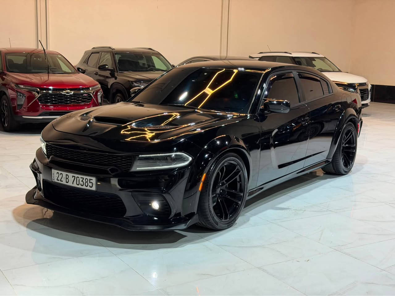 السلام عليكم اخوان جارجر موديل ٢٠١٩ للبيع 
السيارة مواصفاتها SXT PLUS محدث SRT 
يحني سيارة جاهزة جمالية سعر ١٨٨$ 💸💣
بيها مجال شراي خابر تدلل محرك ٦ سلندر 
ماشي ٩٨ الف مايل شاشة كبير تشغيل عن بعد
كشنات جلد احمر شفتات ستيرن جاهزة من كلشي 
جاملغ صبغ بنيد محدث بدون دواخل ايرباك مرجع سيستم كير محرك اكسل كهربايات كل ضمان برغي مامفتوع تعويل وكالة نفس اليوم السيارة موجودة ب اربيل واتس اب *********** أربيل, العراق
