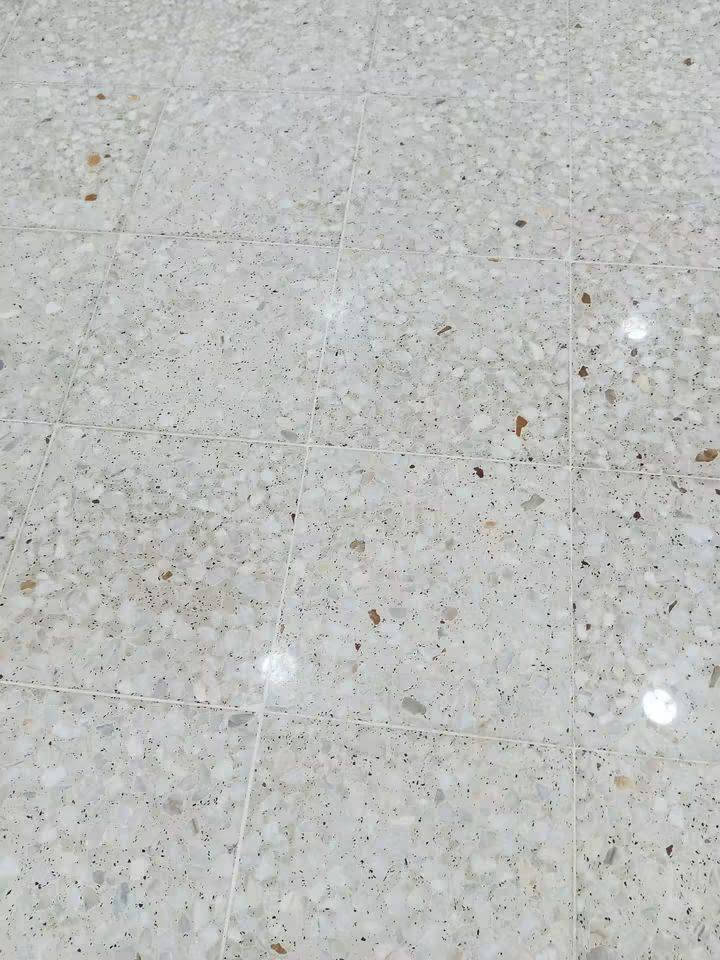 جلي أرضيات • كاشي سيراميك • الرمادي