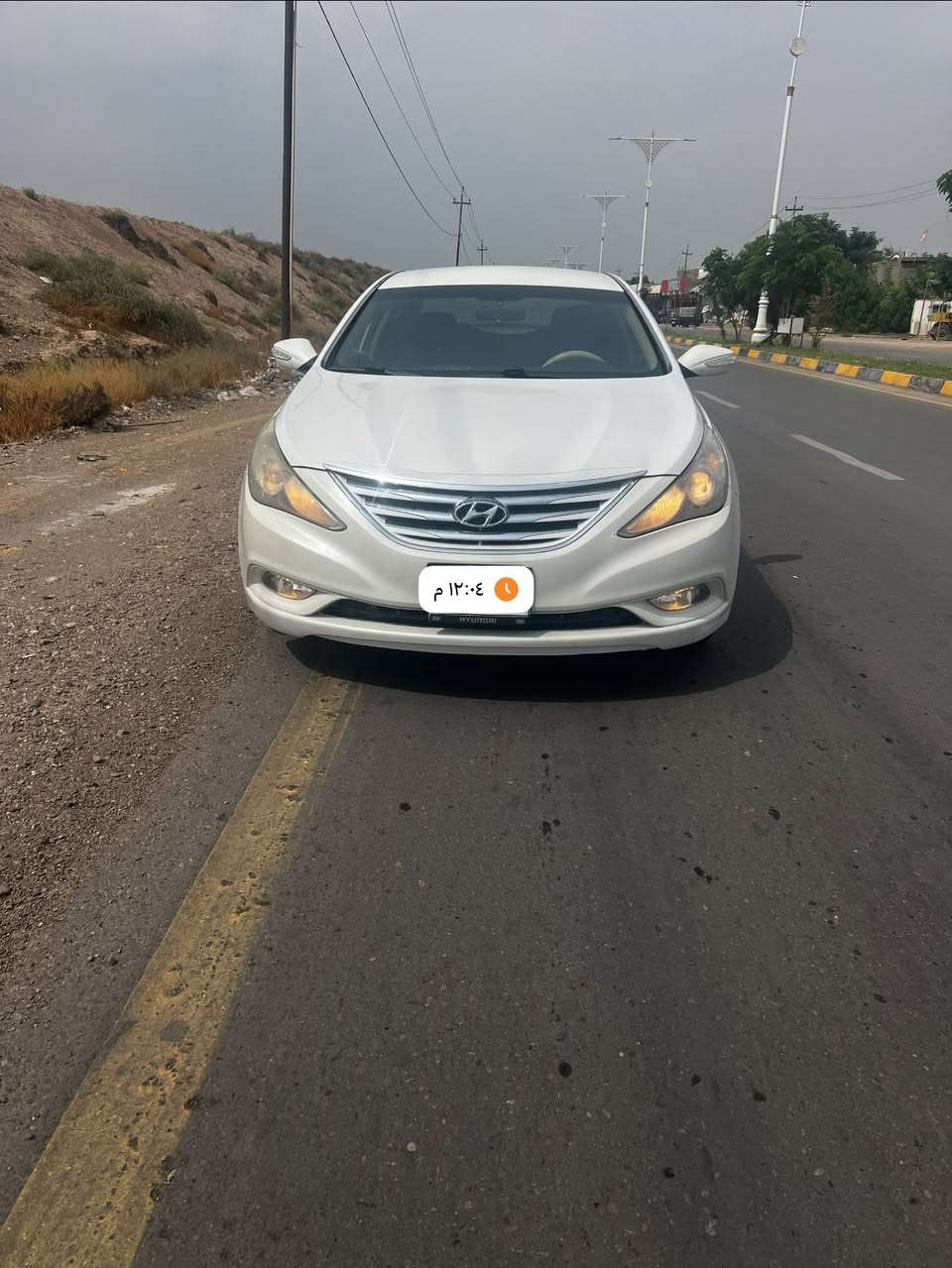سلام عليكم سوناته البيع مديل ٢٠١١خليجيه
سياره جاهزه محرك كير تبريد حداديه زينه 
شاشه قطعتين تبريد 
رقم بغداد سنويه جديده 
بيهه صبق ثلث قطع فقط بدون دواخل 
السعر ١٠٣وبيهه شويه مجال سياره مال جناي
العنوان صلاح الدين قضاء بلد شارع سيد محمد 

‭***********‬

نص مكتوب في الصور:
- ١٢:٠٣ م
- ١٢:٠٤ م
